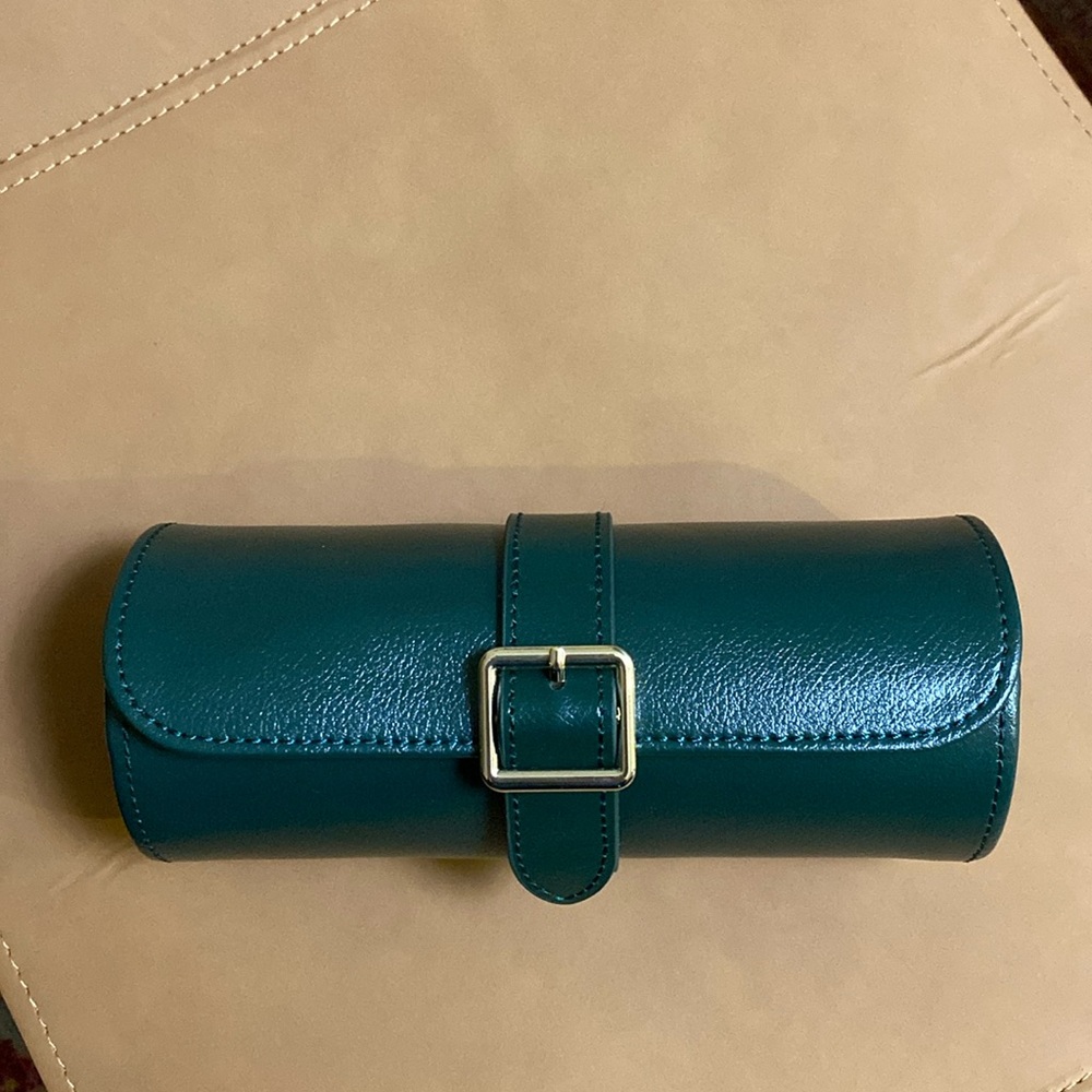 Wolf Design British Triple Watch Roll w/storage for travel